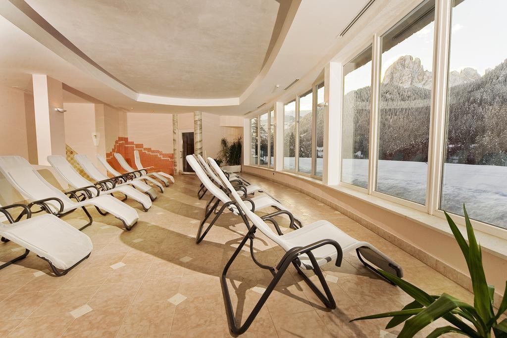 Diamant Spa Resort Santa Cristina Val Gardena Екстер'єр фото